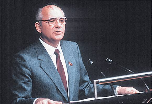 Mikhaïl Gorbatchev, 1988